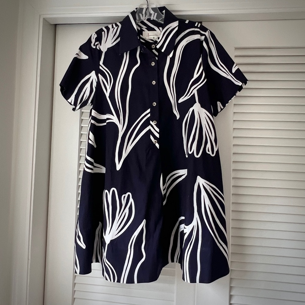 Anthropologie Pollie Mini Swing Tunic Dress. Size small petite.  Navy and White